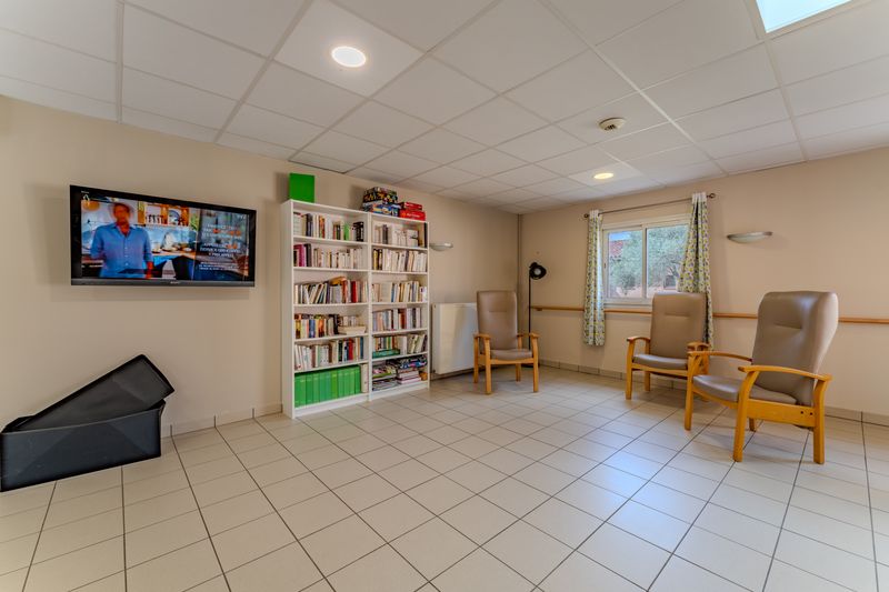 Espace bibliothèque et animations de la Résidence Pagomal